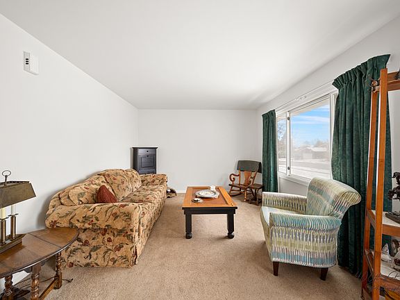 3rd image of 5305 W Winding Creek Dr