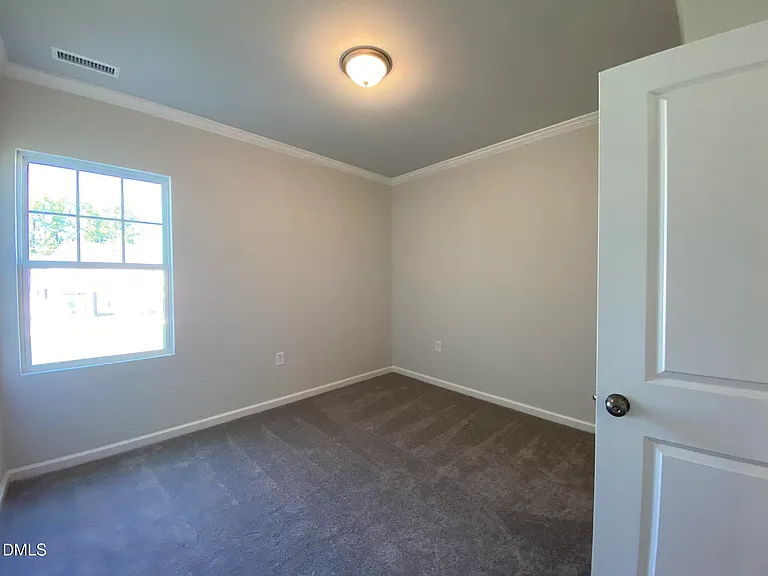 1149 Matterhorn Dr — Photo 17