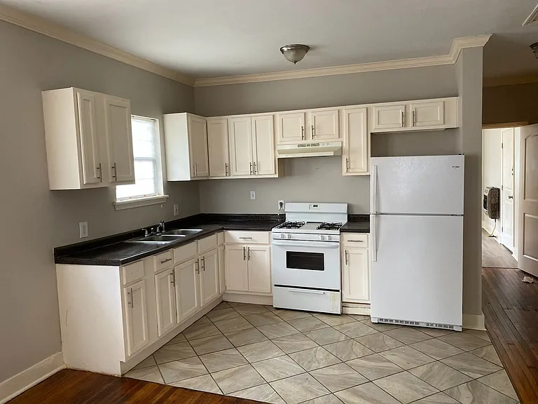 234 & 236 E Rutherford St — Photo 15