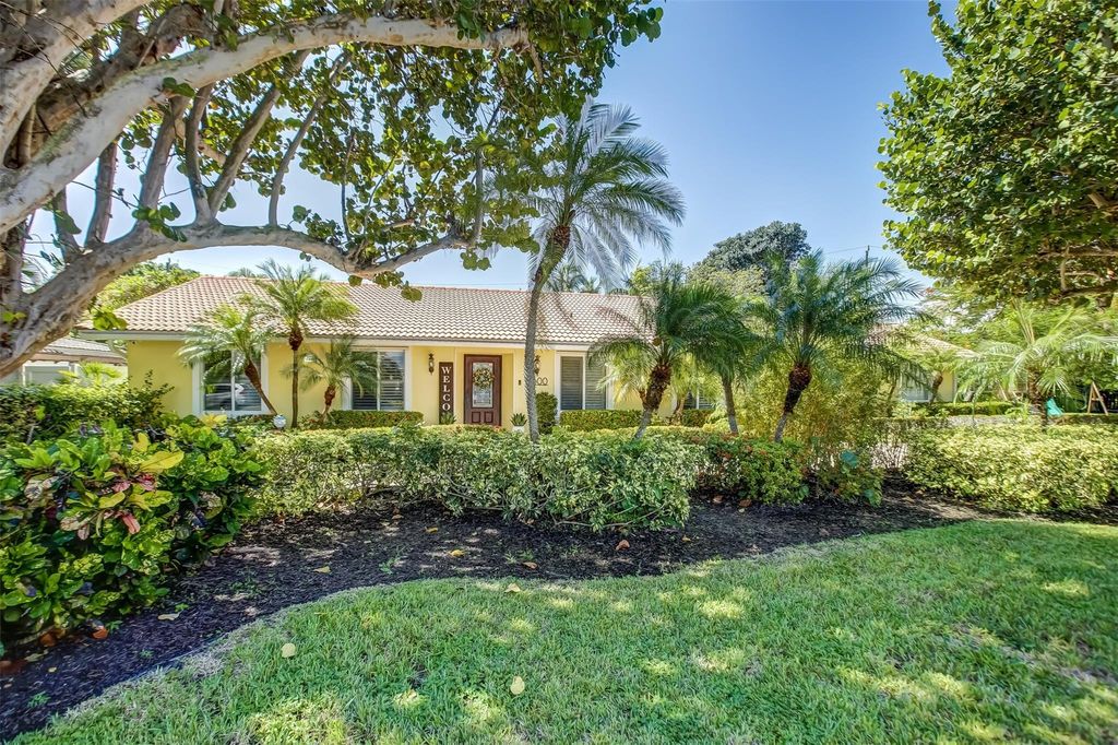 2600 N Riverside Dr, photo 5