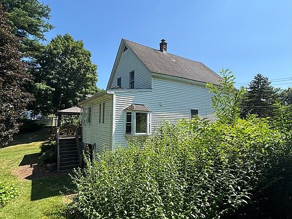 2nd image of 431 Berlin Rd