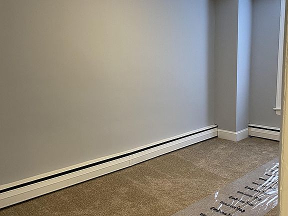 2nd image of 90-92 High St #4