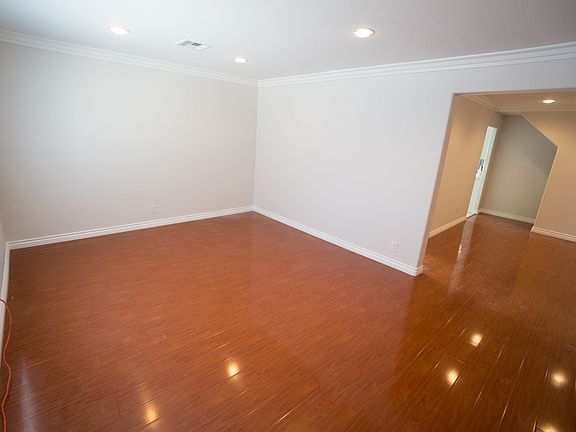 2nd image of 5812 Lexington Ave
