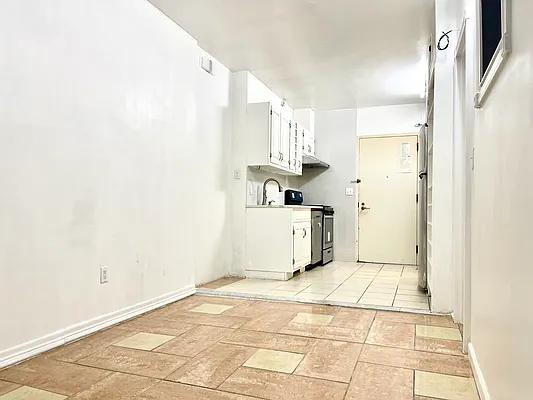 Rented by Compass | media 5