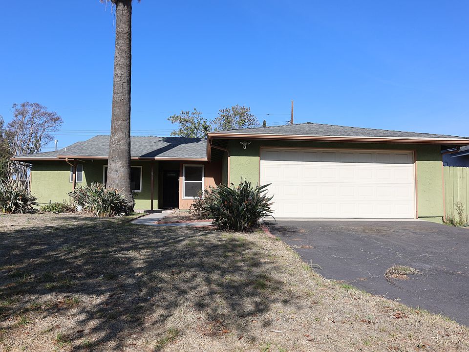 1st image of 11813 Glamis St