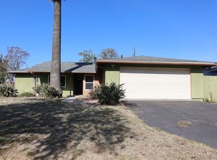 11813 Glamis St, Sylmar, CA 91342