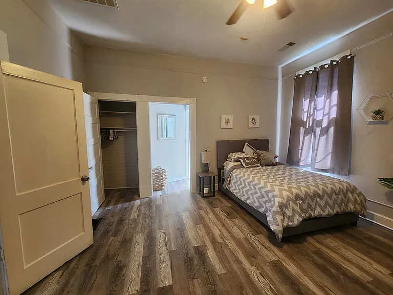917 Oakview Ave — Photo 39