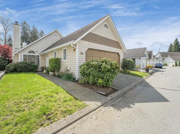 2865 Glen Dr #55, Coquitlam, BC V3B 6Y8