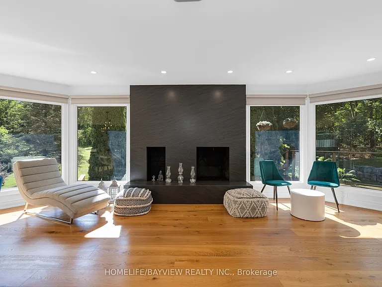 23 Country Club Ln — Photo 8
