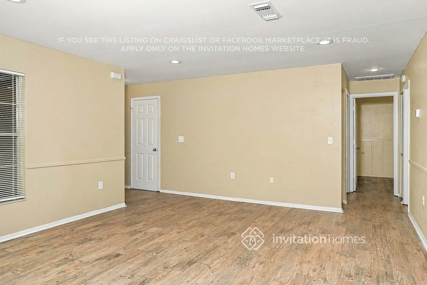 2719 Linwood Dr Sarasota, FL 34232 — Photo 3