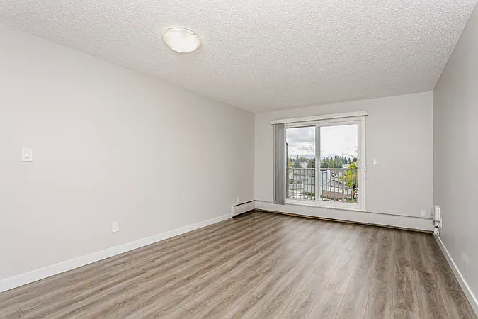 Southdale Park Apartments Edmonton — Photo 3