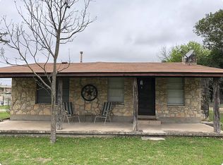 1303 Oak St, Bandera, TX 78003