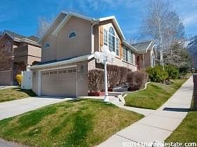 3rd image of 2051 E Oak Manor Dr