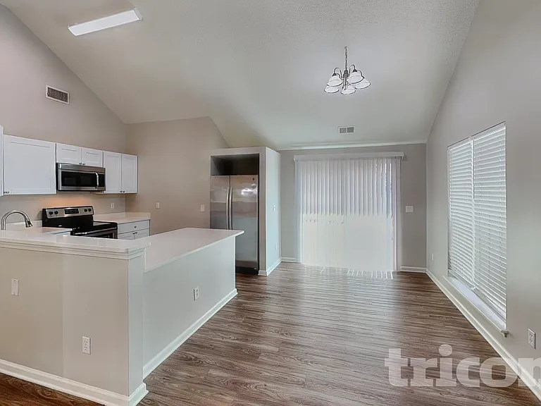 3365 Prescott Pl NW — Photo 4