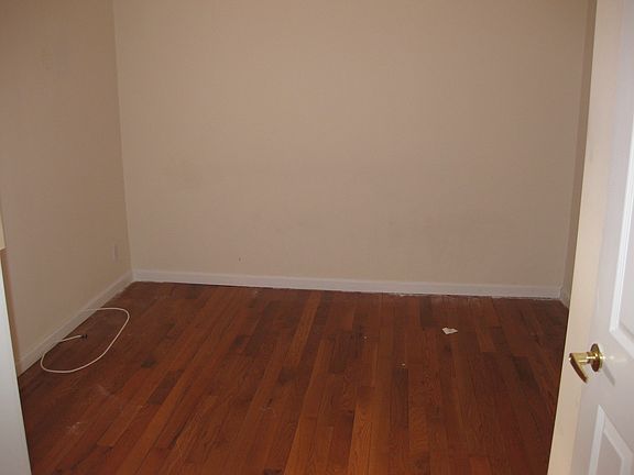 3rd image of 2816 43rd St #3