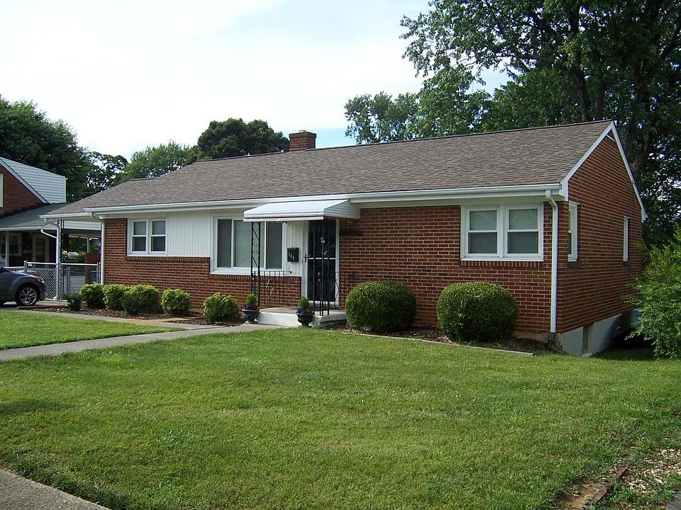 1st image of 144 Christian Ave NE