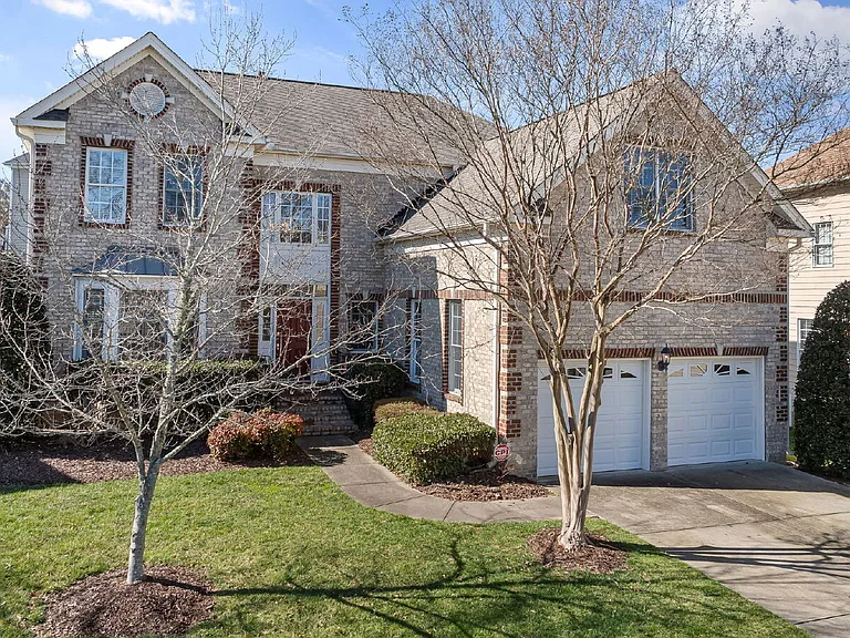 11726 Broadfield Ct — Photo 2