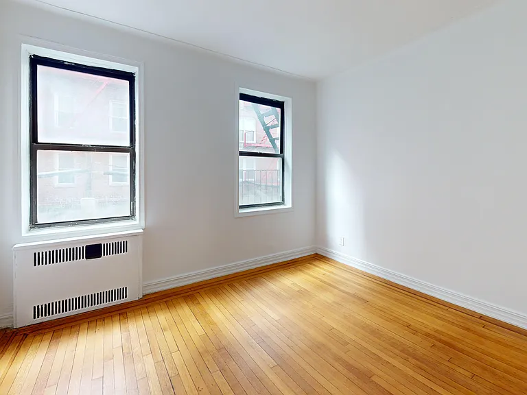 40-66 Ithaca St #2B — Photo 7