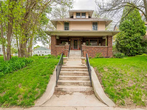 2814 Nebraska St, Sioux City, IA 51104