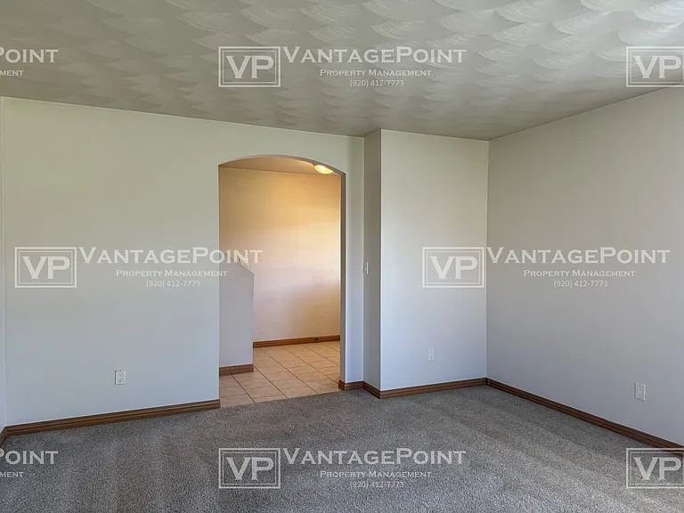 1862 Golden Bell Dr — Photo 7