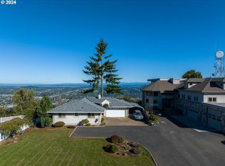 10777 SE Ridgeway Dr, Happy Valley, OR 97086