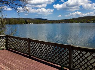 9502 Lakeshore Dr, Hammondsport, NY 14840