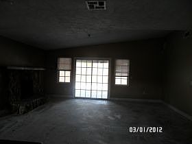 5th image of 41964 Jennifer Ave