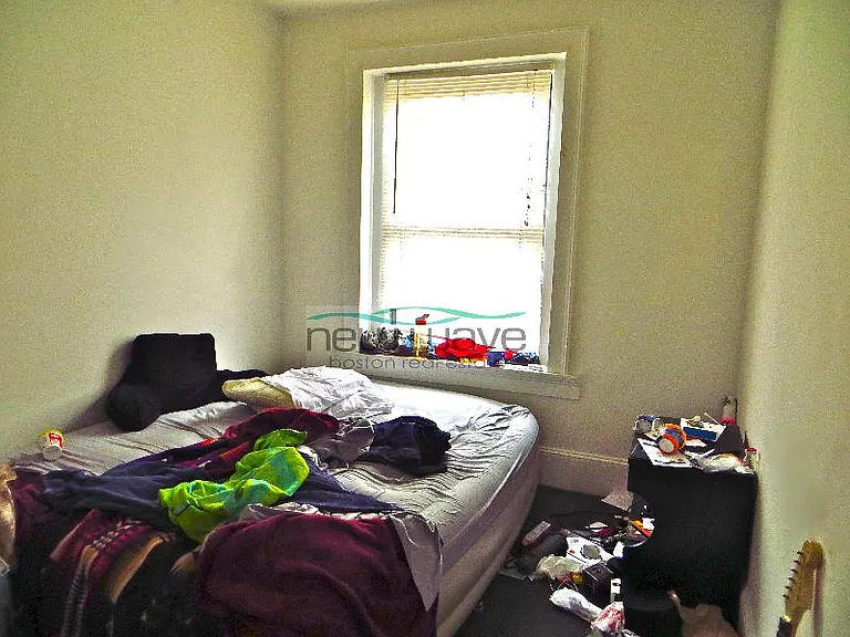 878 Huntington Ave #3 — Photo 6