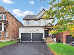 14 Grey Wing Ave, Georgina, ON L4P0E8