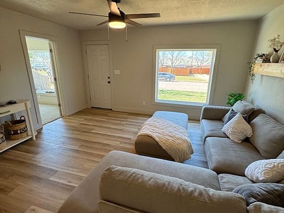 4th image of 541 Portland Ave
