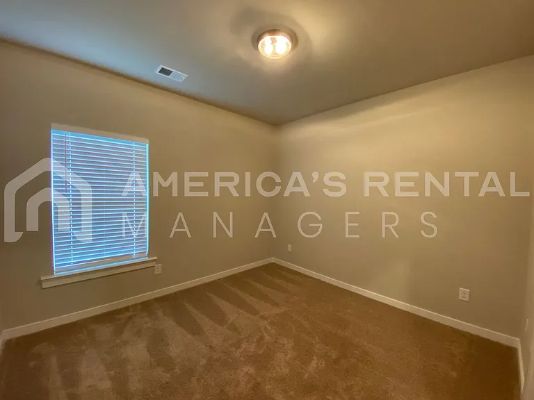 285 Avalon Way — Photo 13