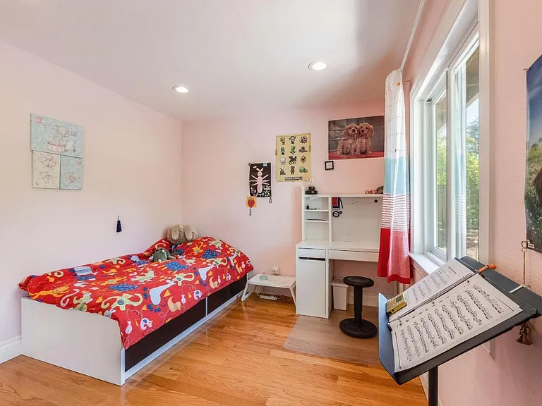 12371 Saraglen Dr — Photo 23