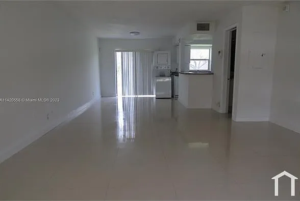 2014 NW 58th Ter — Photo 14