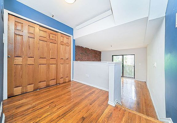 2nd image of 432 E 88th St APT 301