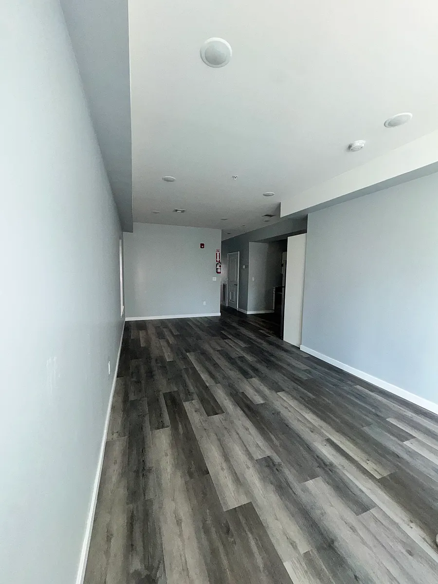 Building Photo - 279 12th Ave #2