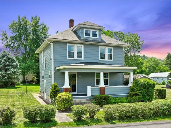 1327 Latrobe Derry Rd, Loyalhanna, PA 15661