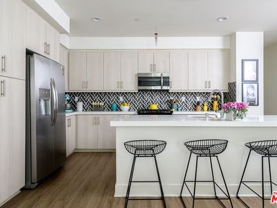 2111 N Cahuenga Blvd Unit 5, Los Angeles, CA, 90068