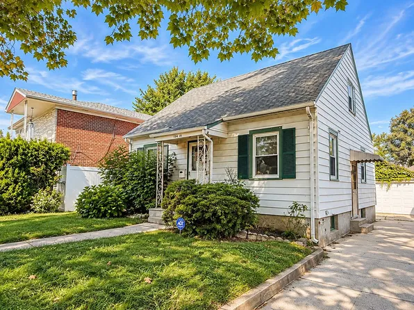 15419 25th Ave, Whitestone, NY 11357