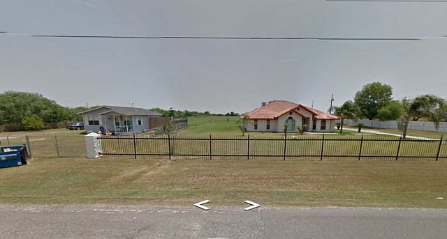 2nd image of 1714 E Wisconsin Rd