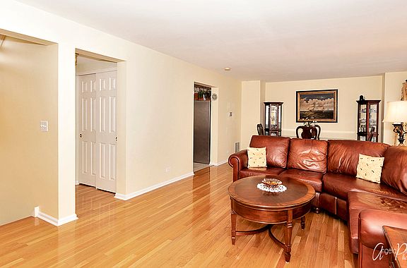 4th image of 1265 Karyn Ln