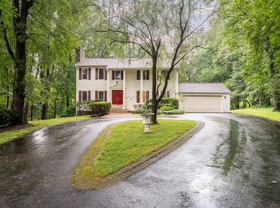 10518 Brevity Dr, Great Falls, VA 22066