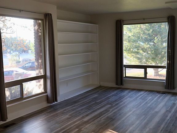 2nd image of 1819 S Laurelhurst Dr #1819