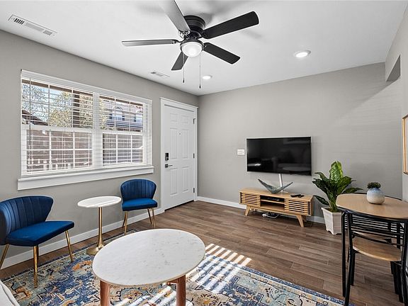 5th image of 2130 N Garland Ave