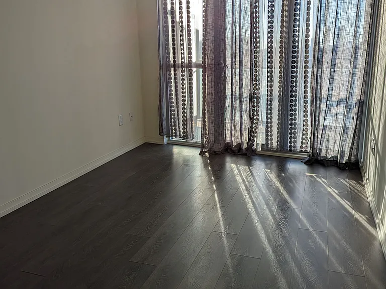 3237 Bayview Ave #901 — Photo 14