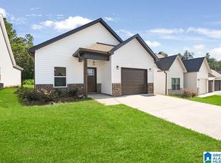 169 Park Dr N, Clanton, AL 35045