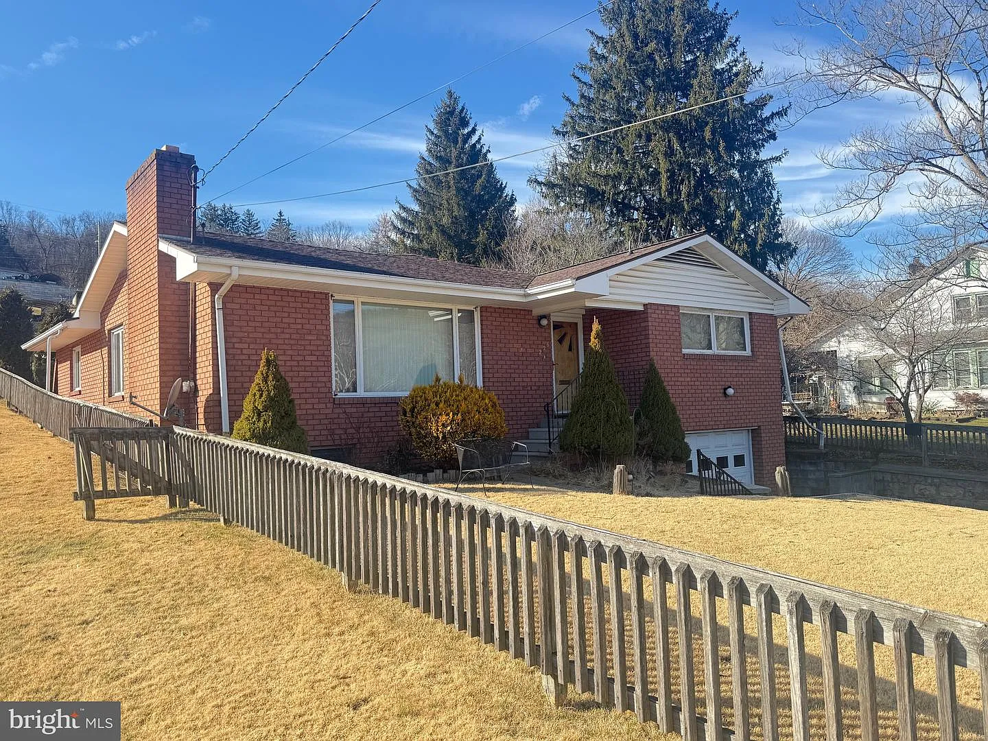 226 Wood St photo 1