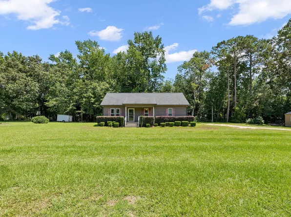 70 Young Rd, Angier, NC 27501