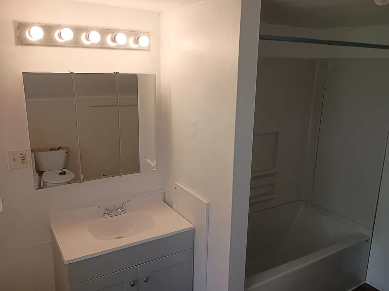 18 Bridge St #2 — Photo 5