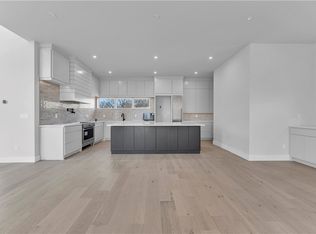 8912 Anew Rd, Rogers, AR 72756