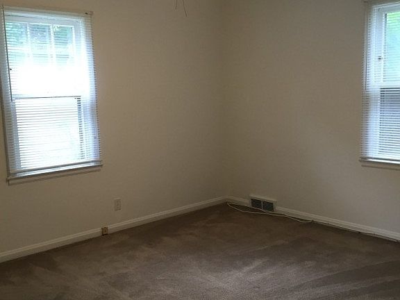 4th image of 5235 E Market St